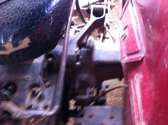 ขายรถไถแมคซี 185 อุปกรณ์ครบผาน7โครงc   ใบมีดเพลาหลังเหลียมรถของครอบครัวผมเองขายราคาต่อรองได้ เอกสารครบ