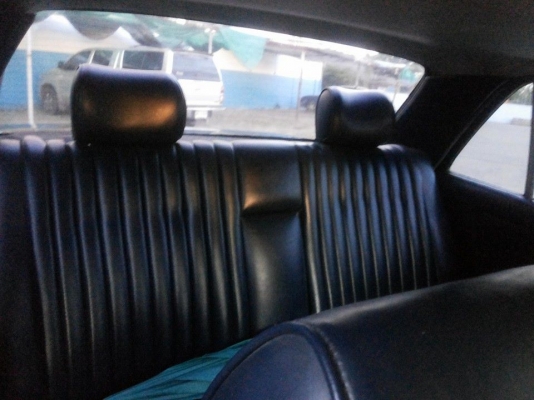 ขาย benz 230e w123 เครื่อง7m3000turbo ติดแกสแล้วครับลร้อนตังลดเหลือ80000บาท