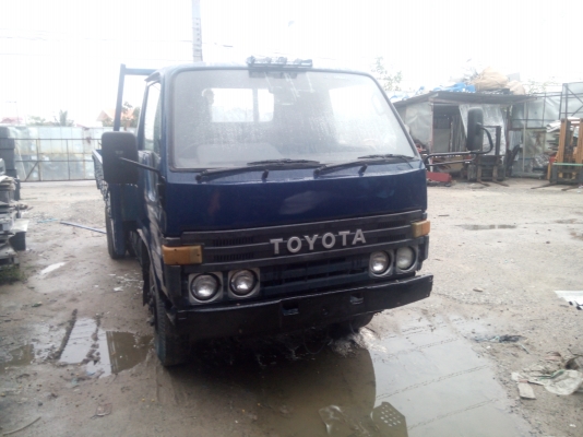 ขาย !! รถ6ล้อไดน่า