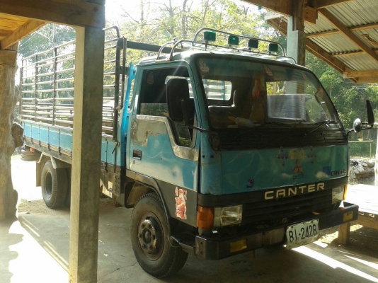 ขาย6ล้อบรรทุกมิตซูแคนเตอร์ เครื่องอีซูซุ 110 สภาพพร้อมใช้งาน ยาว4.30เมตร เอกสารพร้อมโอนแชชซีสวย