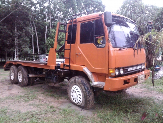 ต้องการขายรวม แบคโฮ และ รถบรรทุก ไม่แยกขาย