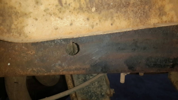 หกล้อ isuzu เครื่อง 4BA ทะเบียน ม.79 คันชีสวยไม่มีบวม