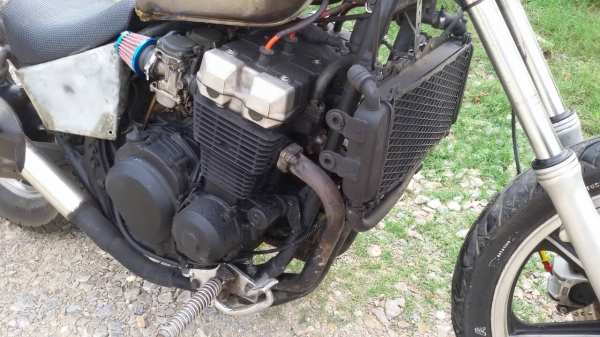 ขาย KAWASAKI 400 CC. เครื่องดี มีทะเบียน ครับ