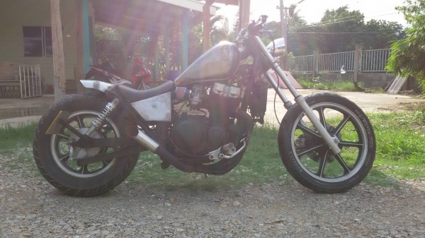 ขาย KAWASAKI 400 CC. เครื่องดี มีทะเบียน ครับ