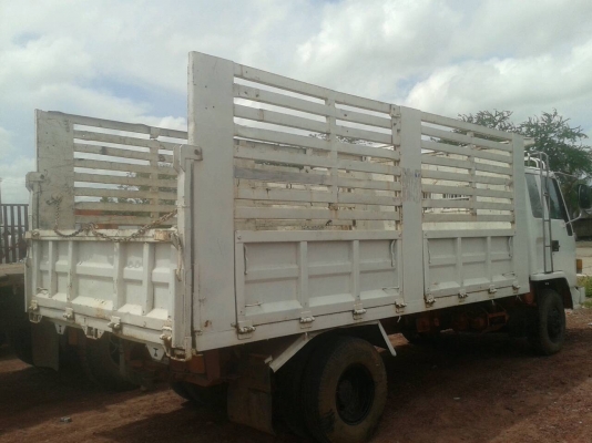 ขายรถ 6 ล้อ ISUZU ร๊อกกี้ 175 ดั้ม ยาง 9.00