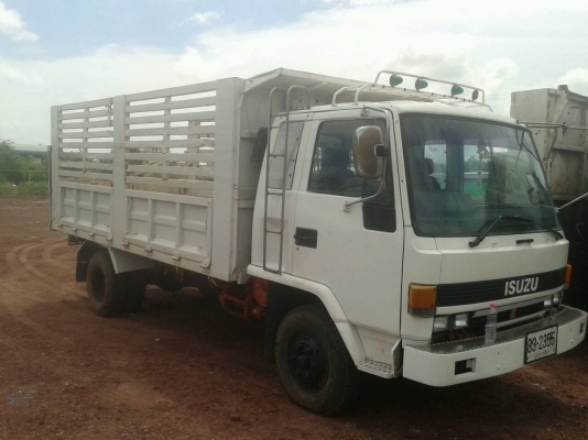 ขายรถ 6 ล้อ ISUZU ร๊อกกี้ 175 ดั้ม ยาง 9.00