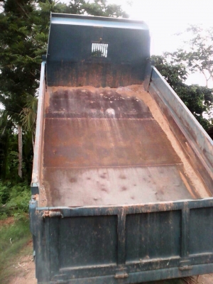 ขาย6ล้อดั้ม ISUZU 115 แรงม้าเกียสั้น สนใจโทร 081-9701072