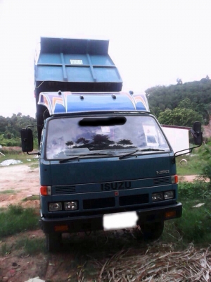 ขาย6ล้อดั้ม ISUZU 115 แรงม้าเกียสั้น สนใจโทร 081-9701072