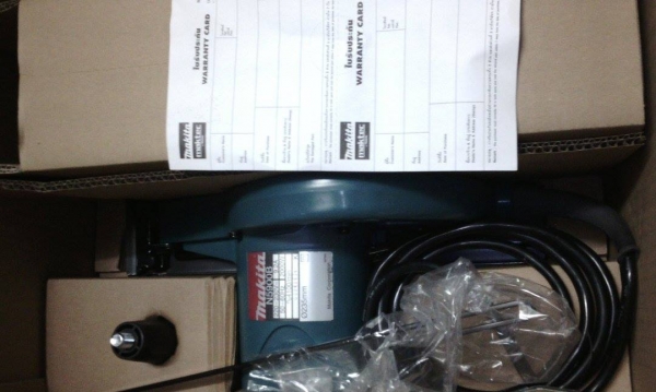 เครื่องเลื่อนวงเดือน 9นิ้ว มากีต้า