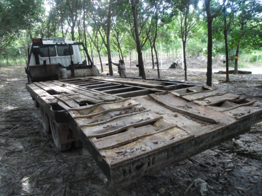 ขายรถบรรทุก 10 ล้อ 2 เพลา HINO KT 725 เครื่อง EK 100