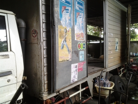 HINO -BU142R เครื่อง 15B เครื่อง 136 แรงม้า ปี46 ตู้บรรทุก 6ล้อ ขายตามสภาพ ทะเบียนพร้อมโอน