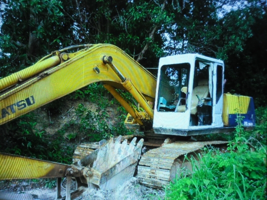ขายรถแบคโฮ KOMATSU PC 200-6 คอลโทลสั้นเครื่องเดิมปั้ทเดิมเอกสารใบสัญญาซื้อขาย