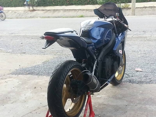 ขายด่วนcbr400cc.ทะเบียนแท้พร้อมโอน