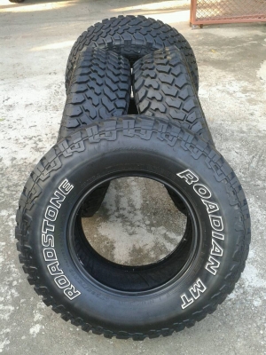 ขาย รองเท้าเกาหลีเบอร์32ครับ(265/75R16 MT)