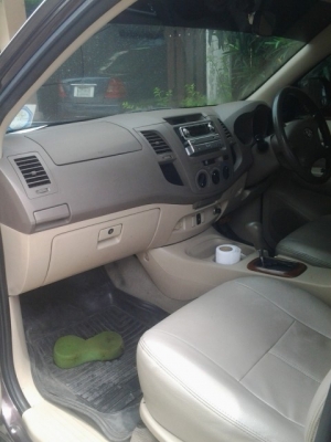 Toyota VIGO D4D 3.0G 4 ประตู ตัวท็อป เกียร์ออโต้ แม็กซ์17นิ้ว ยกสูงนิด เครื่องนิ่มไม่มีควันแอร์เย็น Toyota VIGO D4D 3.0G 4 ประตู ตัวท็อป เกียร์ออโต้ แม็กซ์17นิ้ว ยกสูงนิด เครื่องนิ่มไม่มีควันแอร์เย็น