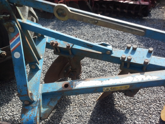 ขาย FORD 6610 พร้อมใบดันหน้า  ผานบุก 4 กระทู้