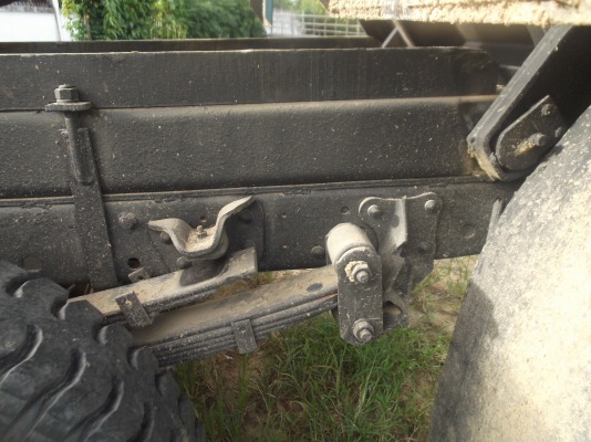 ISUZU NKR 88 แรงม้า ยกหัวได้ ปี 34 เกรีย์ยาว ISUZU NKR 88 แรงม้า ยกหัวได้ ปี 34 เกรีย์ยาว