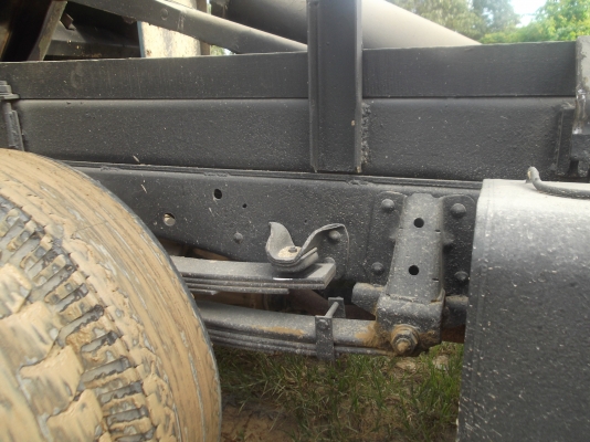 ISUZU NKR 88 แรงม้า ยกหัวได้ ปี 34 เกรีย์ยาว ISUZU NKR 88 แรงม้า ยกหัวได้ ปี 34 เกรีย์ยาว