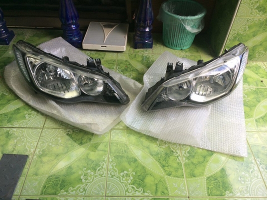 ไฟหน้า civic 2010