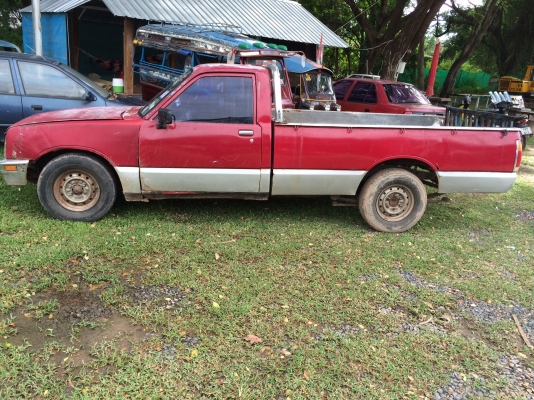 ขายIsuzu. Kb ทะเบียนขาดปี 2558