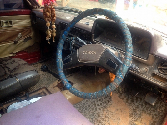 **35,000 บ.ต่อรอง**ขาย"ม้ากระโดด"ตอนเดียวเข้าไร่เข้าสวน TOYOTA LN40 ดีเซล5ขอ เครื่องดีเซล2200 แน่นๆแห้งๆ แรง ไม่เยิ้ม เกียร์ดีไม่มีหลุด ช่วงล่างดีคัสซีดี ไม่ปะไม่ดาม กระบะ5ขอสภาพโอเค พื้นดี มีผุนิดๆบ้าง มีคอกเหล็กให้ สภาพดี หัวเก๋งดี ภายในโอเค ค **35,000 บ.ต่อรอง**ขาย"ม้ากระโดด"ตอนเดียวเข้าไร่เข้าสวน TOYOTA LN40 ดีเซล5ขอ เครื่องดีเซล2200 แน่นๆแห้งๆ แรง ไม่เยิ้ม เกียร์ดีไม่มีหลุด ช่วงล่างดีคัสซีดี ไม่ปะไม่ดาม กระบะ5ขอสภาพโอเค พื้นดี มีผุนิดๆบ้าง มีคอกเหล็กให้ สภาพดี หัวเก๋งดี ภายในโอเค ค