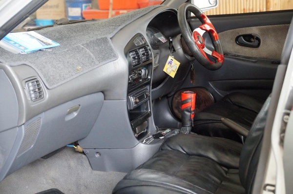 ขาย MITSUBISHI LANCER GLX i ปี 38 รถบ้านสภาพดี เอกสารทะเบียนพร้อมโอน ภาษี พ ร บ 2558  ติดแก๊สแจ้งลงเล่มแล้ว ใช้ได้ 2 ระบบ  ล้อแม็ค ขอบ 15 ADVAN ยางใหม่ BRIDGESTONE เพิ่งเปลี่ยน 4 เส้น  ระบบ ไฟฟ้า เครื่องเล่น CD  ช่วงล่างโครตดี นิ่มมาก เกียร์ ธรรมดา แอร์ ห