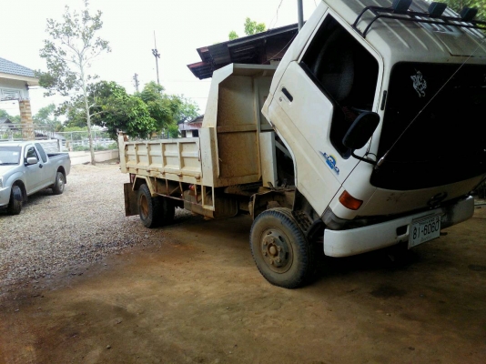 ต้องการขายHino 135 แรงม้า turbo intercooller