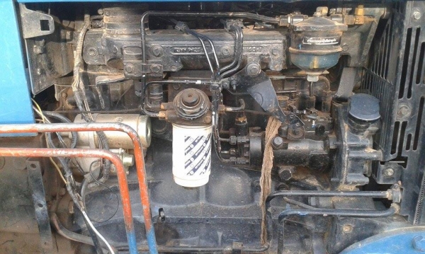 รถไถ FORD 6640 newholland เพลาเดียว อุปกรณ์3ชุด ใบดัน+ผาน6+ผาน3 เอกสารอินวอยซ์
