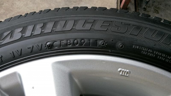 ล้อ Honda Jazz ขอบ 16 ยางบริสโตน 185 55 16 ล้อ Honda Jazz ขอบ 16 ยางบริสโตน 185 55 16