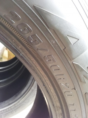 ขายยาง Atturo 265/50/20 ปี  10