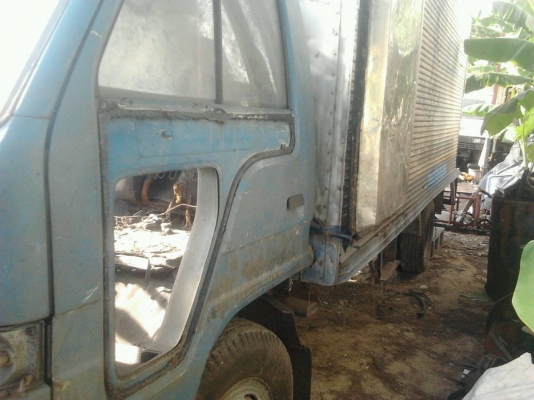 มาอีกแล้วครับ ของดีราตาถูก 6 ล้อ NPR115 เกียรสั้น ตู้เปียก 1 บาน (อ้อ : ลืมไป เครื่่อง เกียร ไม่มีครับ) มาอีกแล้วครับ ของดีราตาถูก 6 ล้อ NPR115 เกียรสั้น ตู้เปียก 1 บาน (อ้อ : ลืมไป เครื่่อง เกียร ไม่มีครับ)