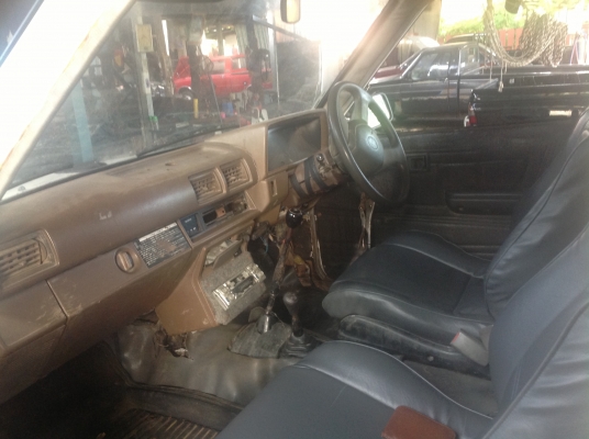 มาอีกคันแล้วครับรถคานแข็งพร้อมใช้งานครับ มาอีกคันแล้วครับรถคานแข็งพร้อมใช้งานครับ