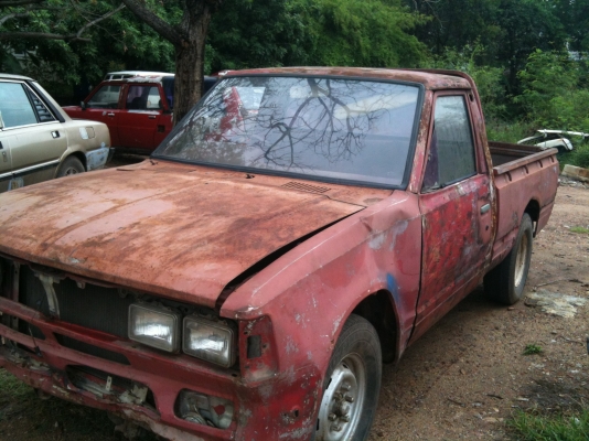 ดัสสัน 720 สีแดงอมส้ม แห้งบาง พร้อมขับพร้อมโอน ขาย 25,000 บาท ดัสสัน 720 สีแดงอมส้ม แห้งบาง พร้อมขับพร้อมโอน ขาย 25,000 บาท