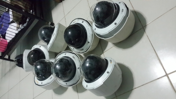 กล้องวงจรปิดตัวใหญ่ ของสวีเดนตัวใหญ่ครับเป็นของสวีเดนครับราคานี้คุ้มมากครับ