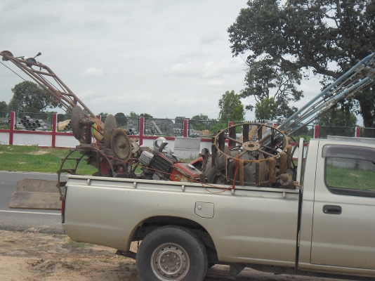 จะไปส่ง nc131 สยามเกียร์กลาง ที่ลพบุรี 2คัน ท่านใดอยากได้อะไรเพิ่ม ติดต่อมาครับ