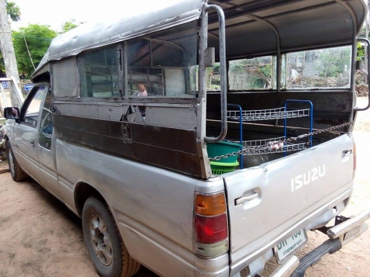 ขายอึชุชุ  TFR90ปี 2536   พวงมาลัยพาเวอร์    แอร์เย็น    พร้อมโอน  ราคาต่อรองได้นิดหน่อย