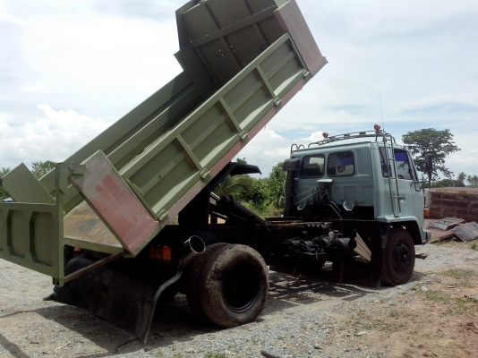 ขายรถบรรทุกหกล้อดั้ม อีซูซู เครื่อง 6HE-1 เทอร์โบอินเตอร์ 240 แรงม้า ดั้มยิงหลัง 12 ตัน เครื่องเสียง