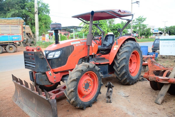 ขายรถไถ รุ่นM7040 สนใจติดต่อเพิ่ม 0868317609 สนามชัยเขต ฉะเชิงเทรา