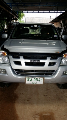 รถ กระบะ ISUZU HI-LANDER