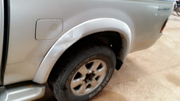 รถ กระบะ ISUZU HI-LANDER