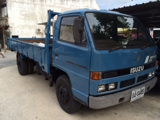 อีซูซุ 6 ล้อ NPR3.9 กระบะไม้