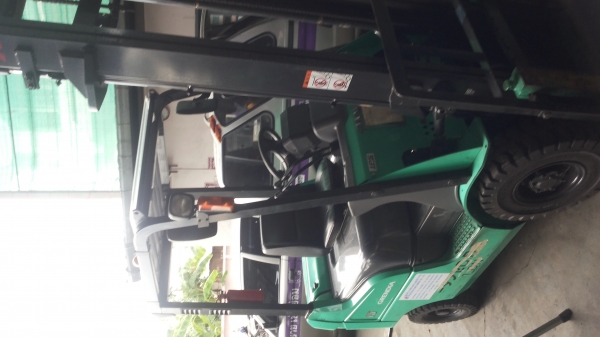 ขายรถ mitsubishiขนาด 1.5ตัน  เครื่องยนต์ดีเซล  เกียร์ออโต้