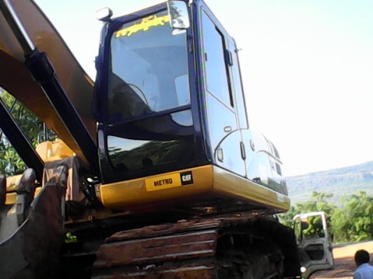 ขาย CAT 320 D GC ราคาถูกสภาพใหม่