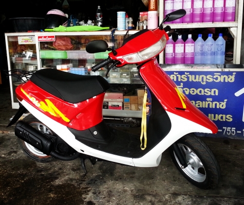 รถป๊อป HONDA DIO AF18