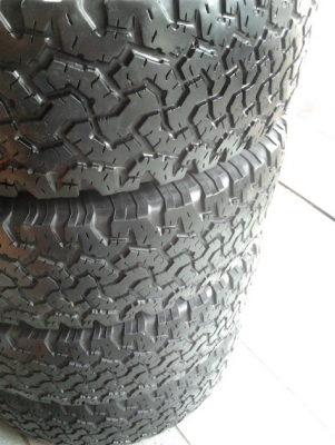 BF All 265/75/16 ปี09 สภาพดี พร้อมใช้งาน 1ชุด BF All 265/75/16 ปี09 สภาพดี พร้อมใช้งาน 1ชุด