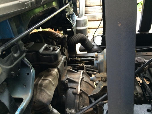 ขายรถมิกซ์ อีซูซุ NKR 110 แรง หัวการ์ตูน ประกอบใช้เอง ไม่มีทะเบียนค่ะ