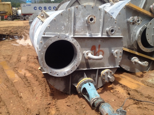 ขายถังสแตนเลส 4,000 ลิตร พร้อมใบกวน สภาพสวย ราคาไม่แพงครับ ขายถังสแตนเลส 4,000 ลิตร พร้อมใบกวน สภาพสวย ราคาไม่แพงครับ