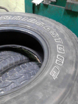 ยาง A/T 265/75R16 BRIDGESTONE DUELER H/T A/T ชุด 4 เส้น TEL.081-427-3941 ยาง A/T 265/75R16 BRIDGESTONE DUELER H/T A/T ชุด 4 เส้น TEL.081-427-3941