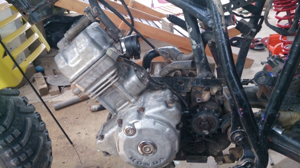 ขายเครื่อง honda sonic 125  5000