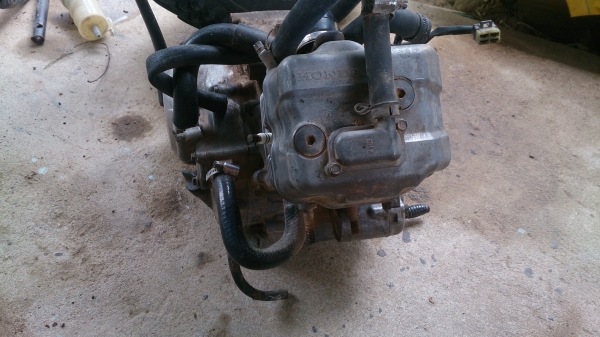 ขายเครื่อง honda sonic 125  5000